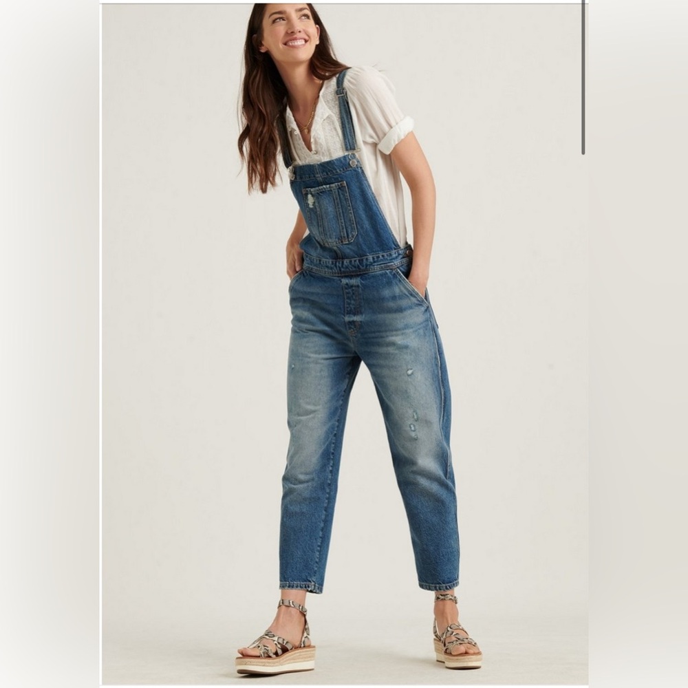 Lucky Brand Relaxed fit overalls size 6/28